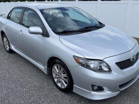 Used 2010 Toyota Corolla S image 4