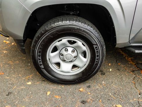 Certified 2023 Toyota Tacoma SR image 13