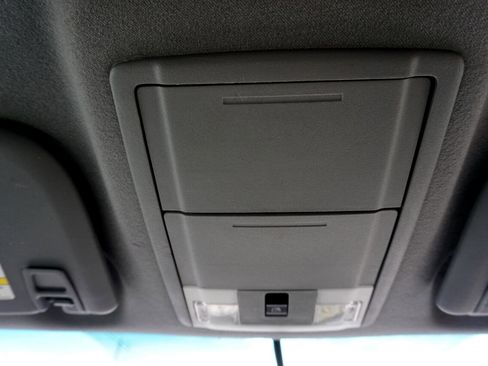 Used 2014 Ford F350 Lariat image 26