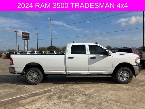 Used 2024 RAM 3500 Tradesman image 8