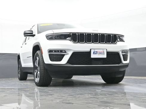 Used 2023 Jeep Grand Cherokee 4WD 4xe image 55