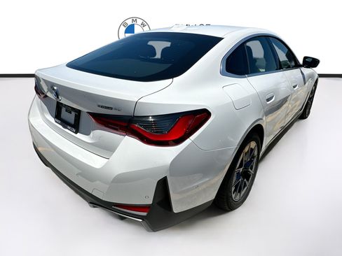 Certified 2025 BMW i4 eDrive40 w/ Parking Assistance Package RWD image 5