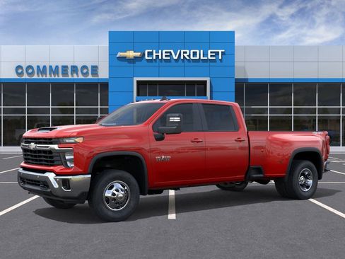 New 2026 Chevrolet Silverado 3500 LT image 2