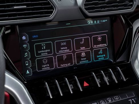 Used 2022 Lamborghini Urus AWD/4WD image 62