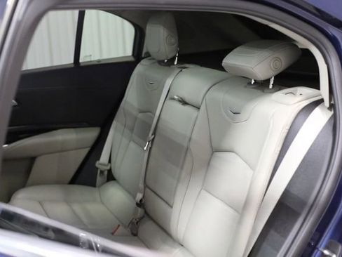 Used 2022 Cadillac XT4 Premium Luxury w/ Technology Package image 27