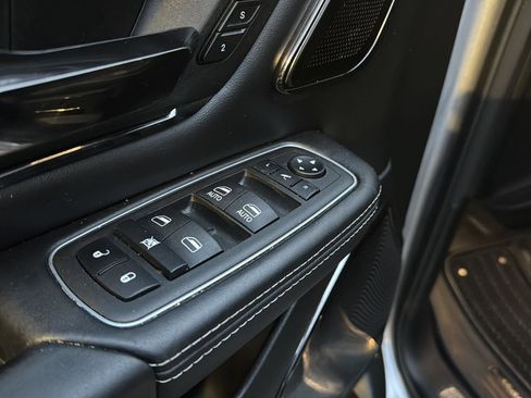 Used 2022 RAM 1500 Limited image 29