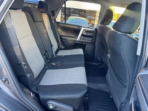 Used 2016 Toyota 4Runner SR5 image 22