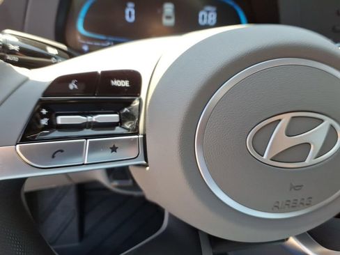 New 2026 Hyundai Elantra SEL Sport Premium FWD image 18