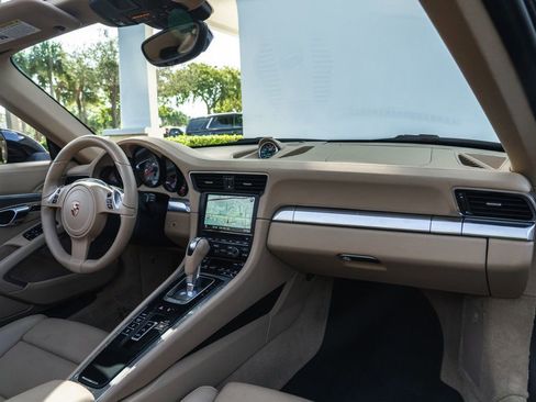 Used 2012 Porsche 911 Carrera S image 21