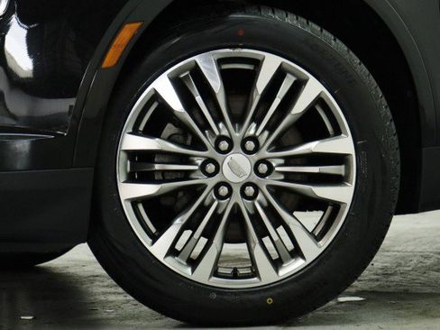 Used 2019 Cadillac XT5 Premium Luxury AWD/4WD image 3