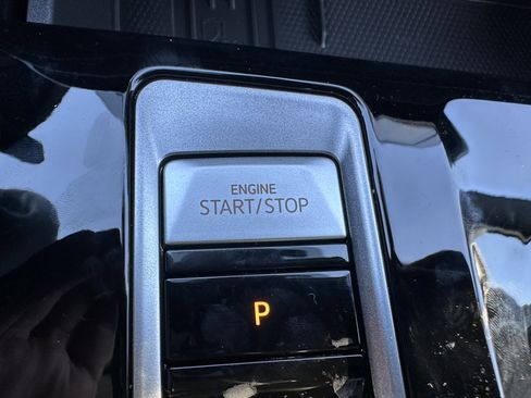 New 2026 Volkswagen Atlas Cross Sport SEL R-Line image 21