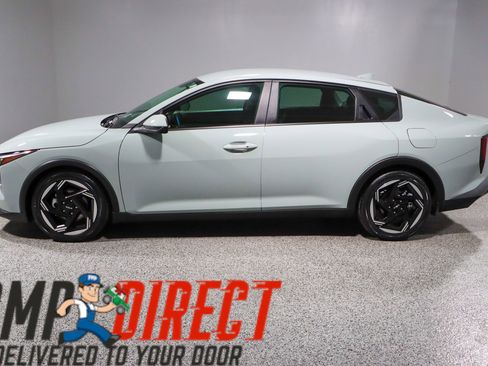 Used 2025 Kia K4 EX FWD image 10