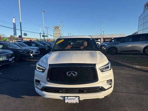 Certified 2024 INFINITI QX80 Sensory image 2