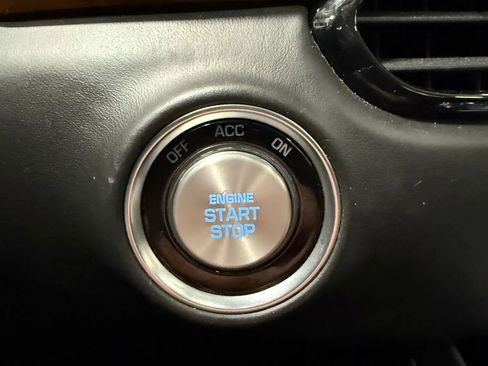 Used 2017 Genesis G90 3.3T Premium image 48