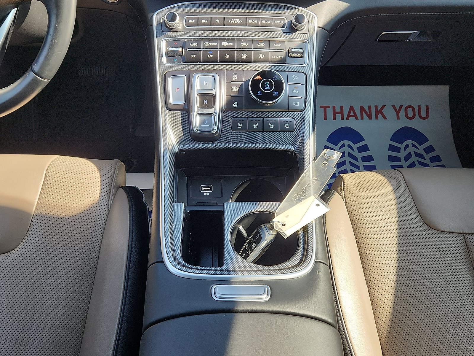 Used 2022 Hyundai Santa Fe Limited AWD/4WD image 18