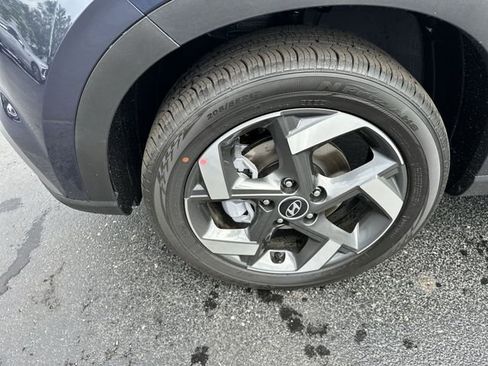 New 2026 Hyundai Venue SEL FWD image 17