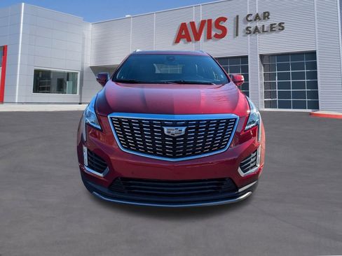 Used 2024 Cadillac XT5 Premium Luxury image 2