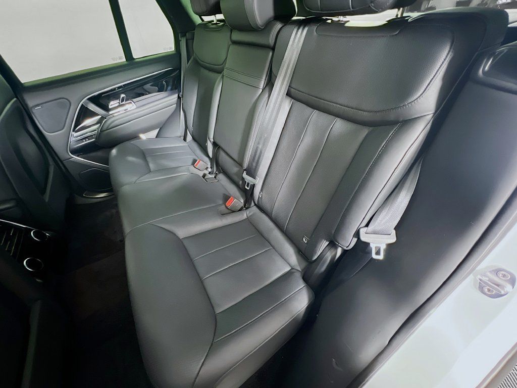 Used 2023 Land Rover Range Rover SE AWD/4WD image 26