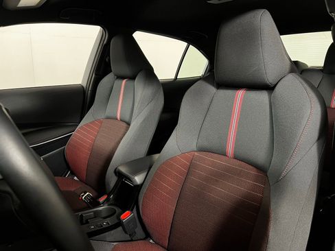 Certified 2025 Toyota Corolla SE image 13