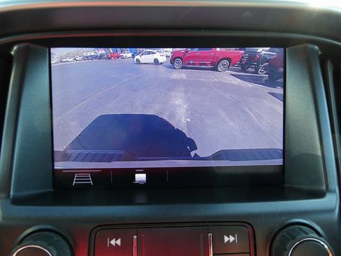 Used 2020 Chevrolet Colorado LT w/ Safety Package image 30