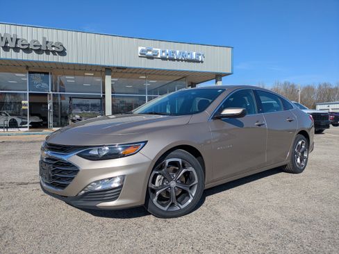 Used 2024 Chevrolet Malibu LT image 1