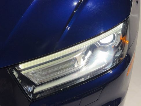 Used 2020 Audi Q5 2.0T Premium w/ Titanium Sport Package image 47