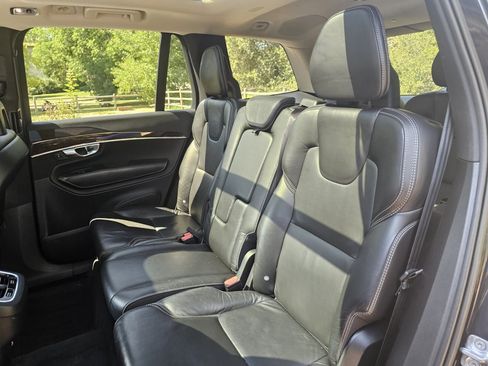 Used 2017 Volvo XC90 T6 Momentum w/ Vision Package AWD/4WD image 29