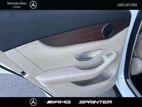Used 2022 Mercedes-Benz GLC 300 4MATIC image 20