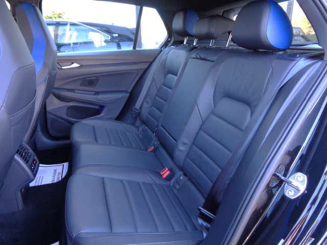 Used 2024 Volkswagen Golf R AWD/4WD image 17