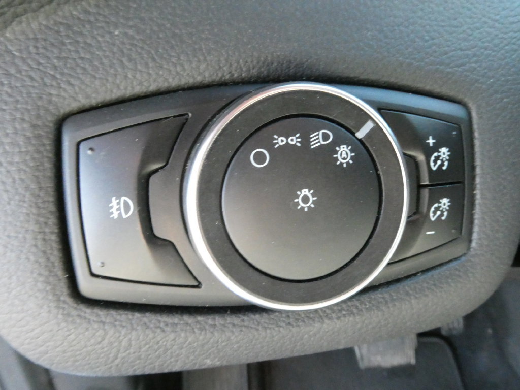 Used 2016 Ford Escape SE AWD/4WD image 24