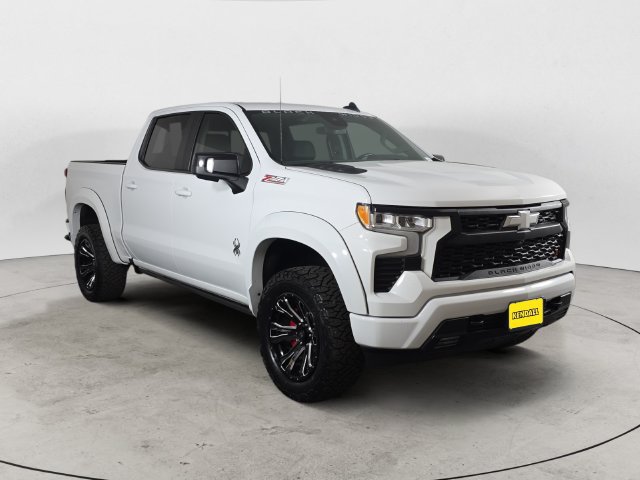Used 2022 Chevrolet Silverado 1500 RST AWD/4WD image 3