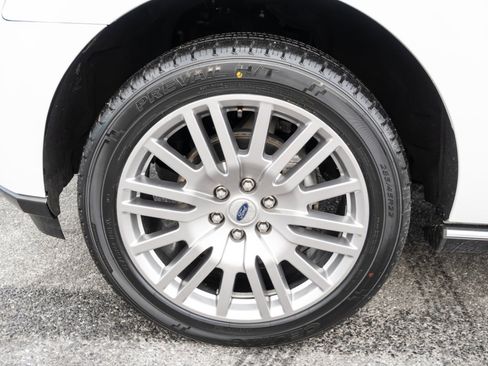 Used 2024 Ford Expedition Limited image 17