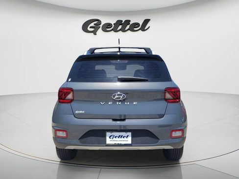 New 2026 Hyundai Venue SEL FWD image 5