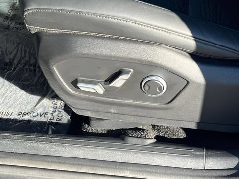 Used 2025 Hyundai Santa Fe SEL AWD/4WD image 23