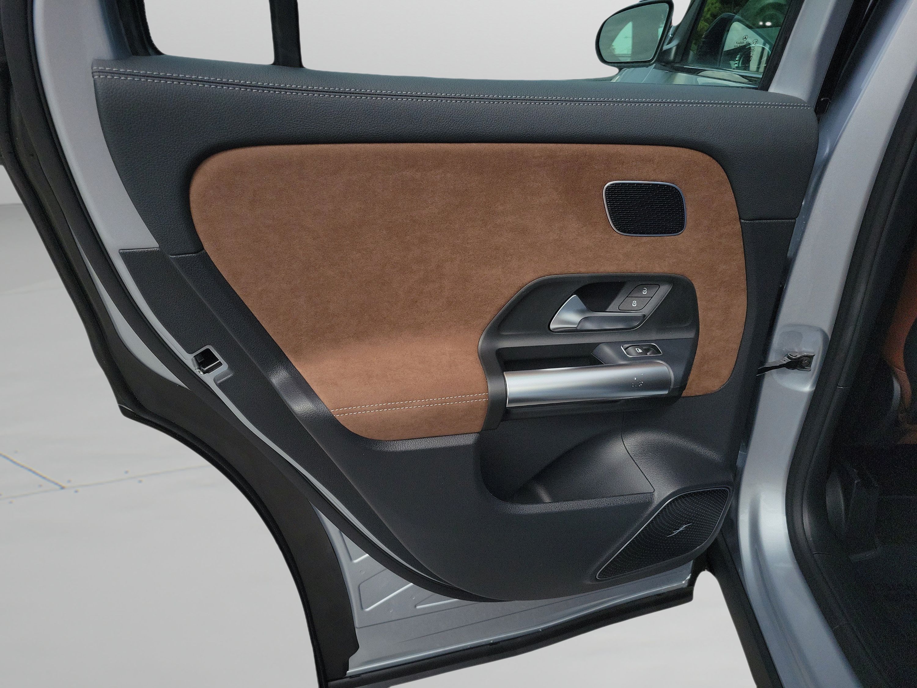 New 2026 Mercedes-Benz GLA 35 AMG 4MATIC image 7