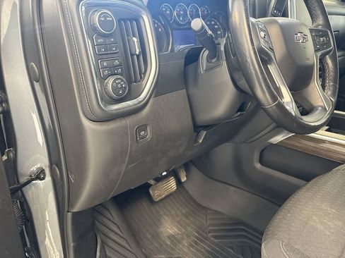 Used 2021 Chevrolet Silverado 1500 LT Trail Boss w/ Convenience Package II AWD/4WD image 18