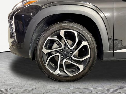Used 2024 Chevrolet Trax RS FWD image 33