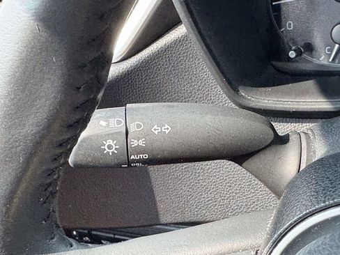 Used 2023 Toyota Corolla SE FWD image 25