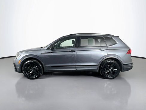Used 2024 Volkswagen Tiguan SE R-Line AWD/4WD image 3