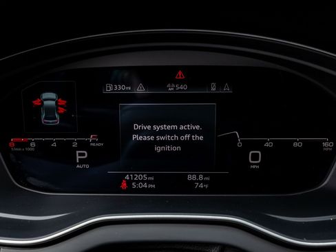 Used 2024 Audi SQ5 Prestige image 15