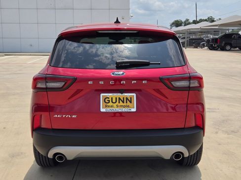 Used 2025 Ford Escape Active FWD image 6