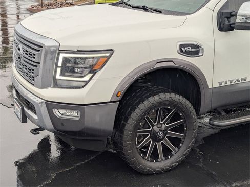 Used 2021 Nissan Titan Platinum Reserve w/ Moonroof Package image 8