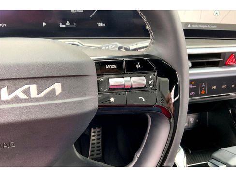 Used 2026 Kia Sorento SX Prestige image 18