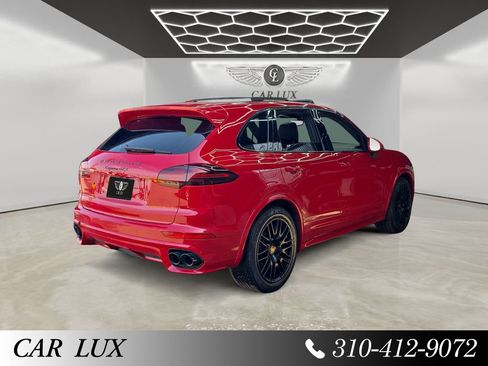 Used 2016 Porsche Cayenne GTS image 3