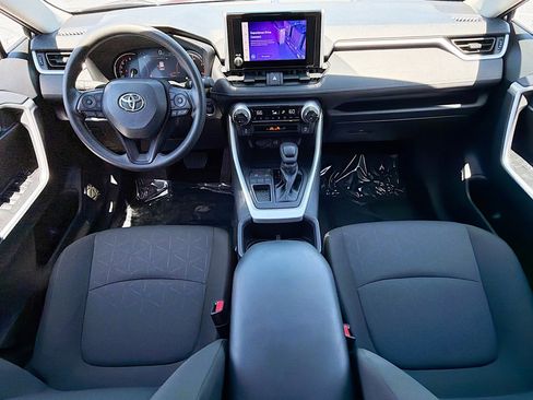 Used 2025 Toyota RAV4 XLE image 15