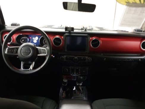 Used 2022 Jeep Wrangler Rubicon w/ Steel Bumper Group image 26