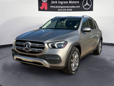Used 2020 Mercedes-Benz GLE 450 4MATIC image 1
