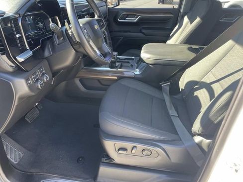 Used 2023 Chevrolet Silverado 1500 LT image 13