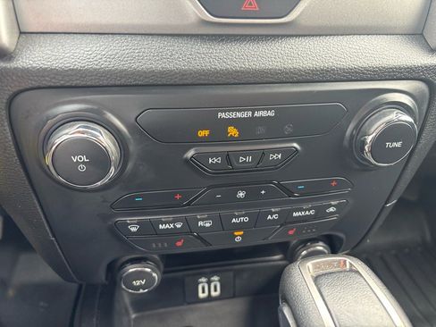 Used 2019 Ford Ranger XLT w/ Equipment Group 302A Luxury image 26