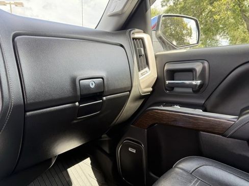 Used 2018 GMC Sierra 1500 Denali w/ Denali Ultimate Package image 23